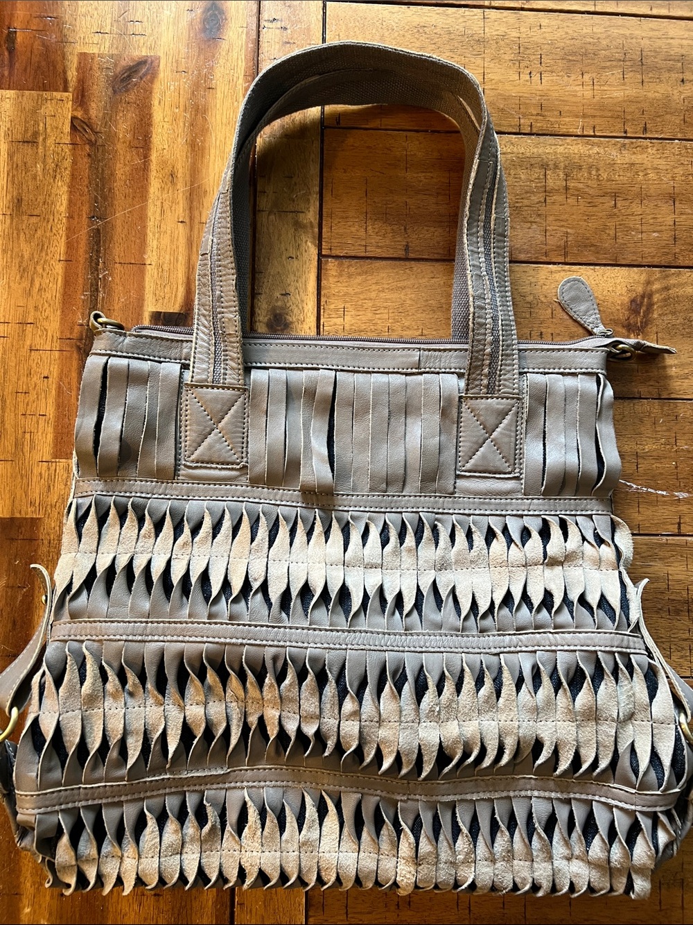 Ameri Leather tote/cross body bag
